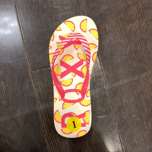Roxy Flipflops with citrus fruits designs - Picture 3 of 4